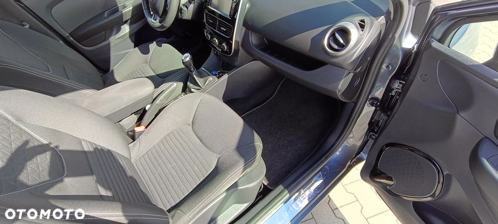 Renault Clio 1.2 16V Limited - 16