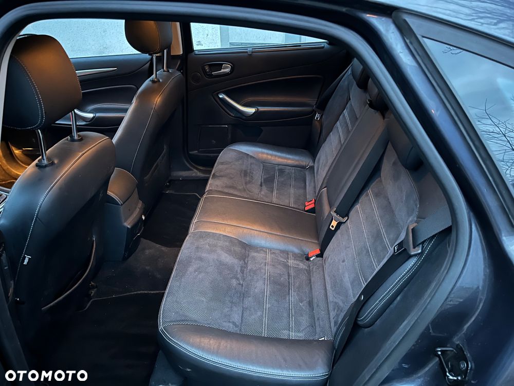 Ford Mondeo 2.0 TDCi Titanium - 13