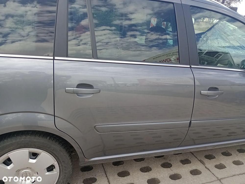 OPEL ZAFIRA B drzwi prawe tylne prawy tył Z155 - 1