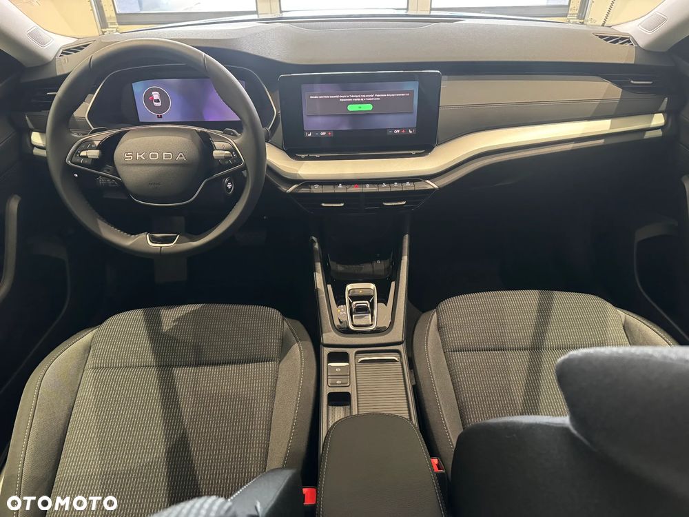 Skoda Octavia 1.5 TSI mHEV Drive Selection DSG - 6