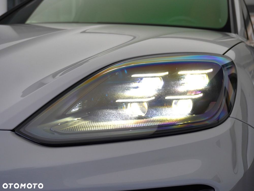 Porsche Cayenne Black Edition - 9
