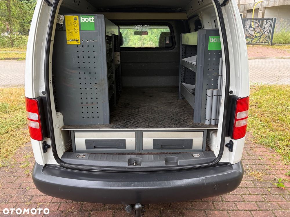 Volkswagen Caddy - 23
