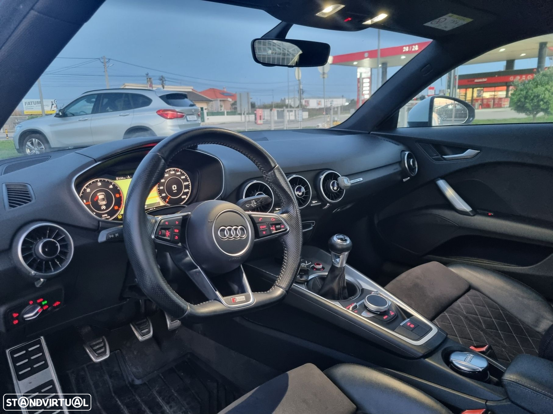 Audi TT Coupé 2.0 TDI S-line - 8