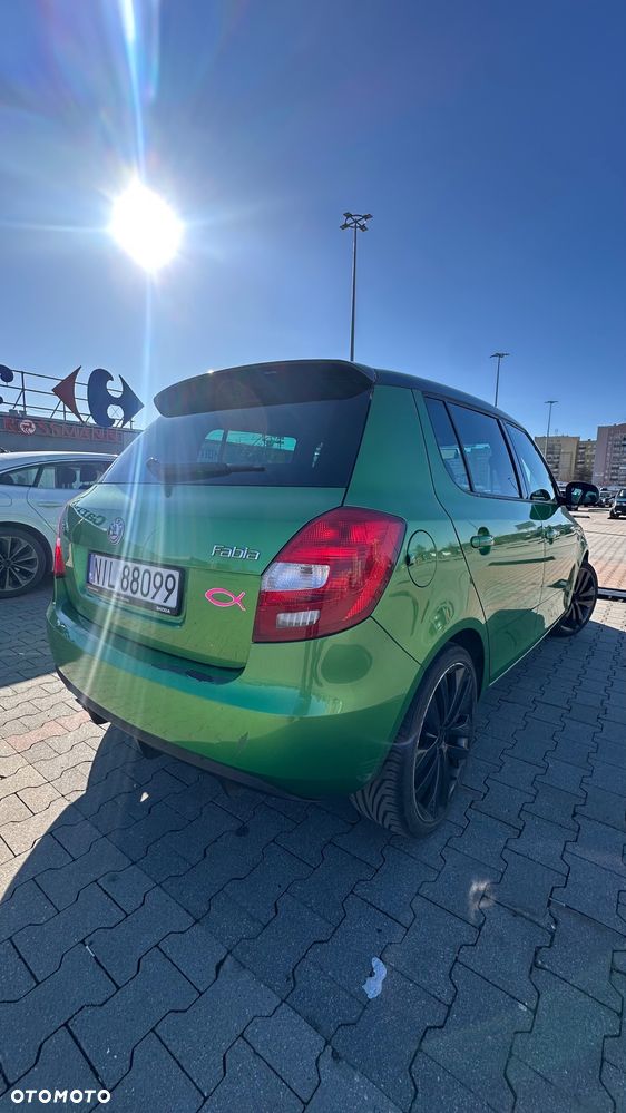 Skoda Fabia 1.4 TSI DSG RS - 21