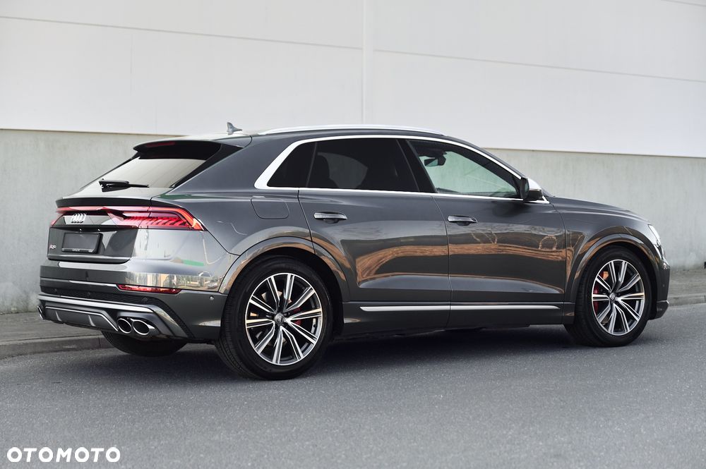 Audi SQ8 - 14