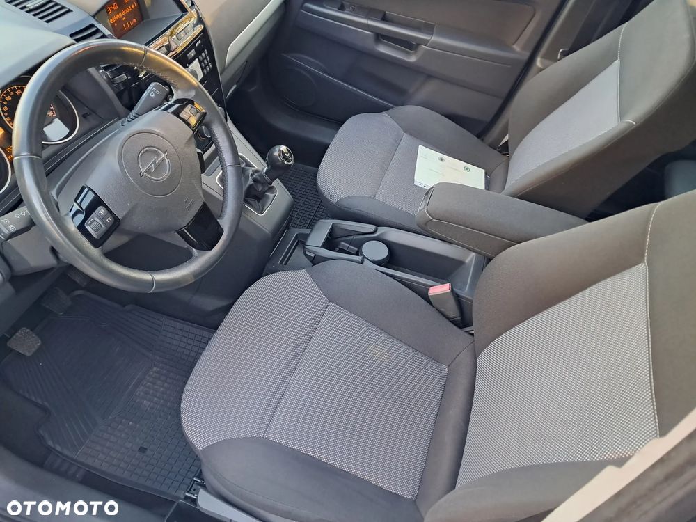 Opel Zafira 1.8 Selection - 17