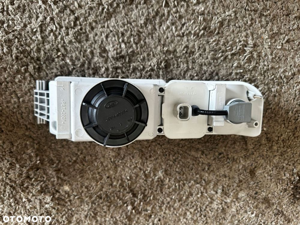 halogen man tga lewy z kierunkowskazem białym 81.25320-6113 - 5