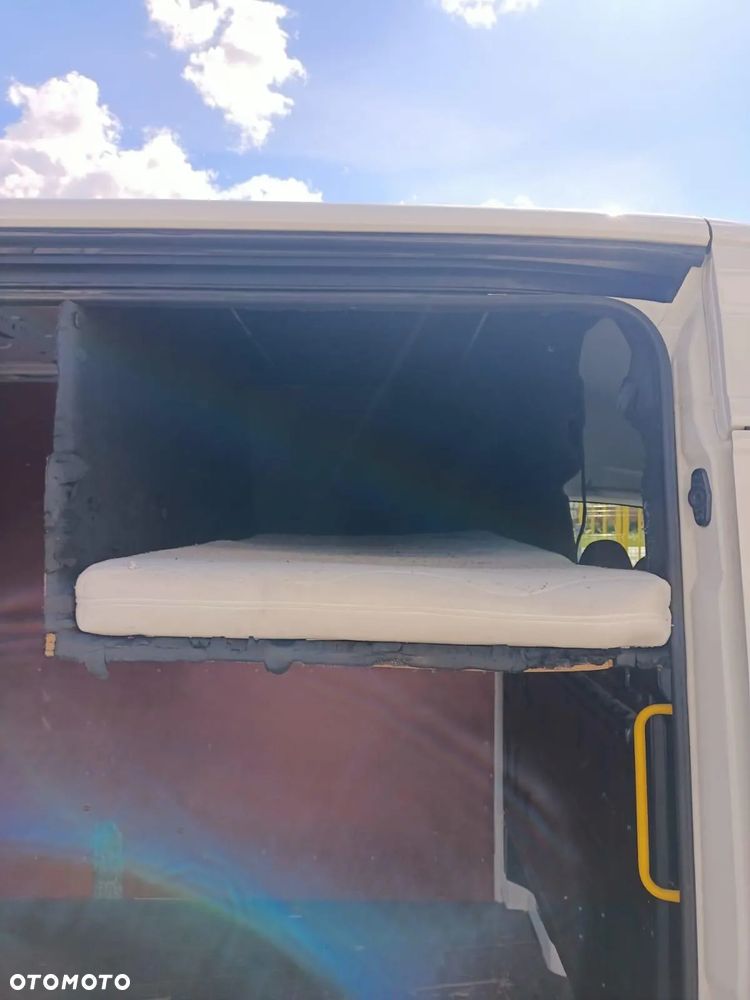 Volkswagen Crafter 35 - 11