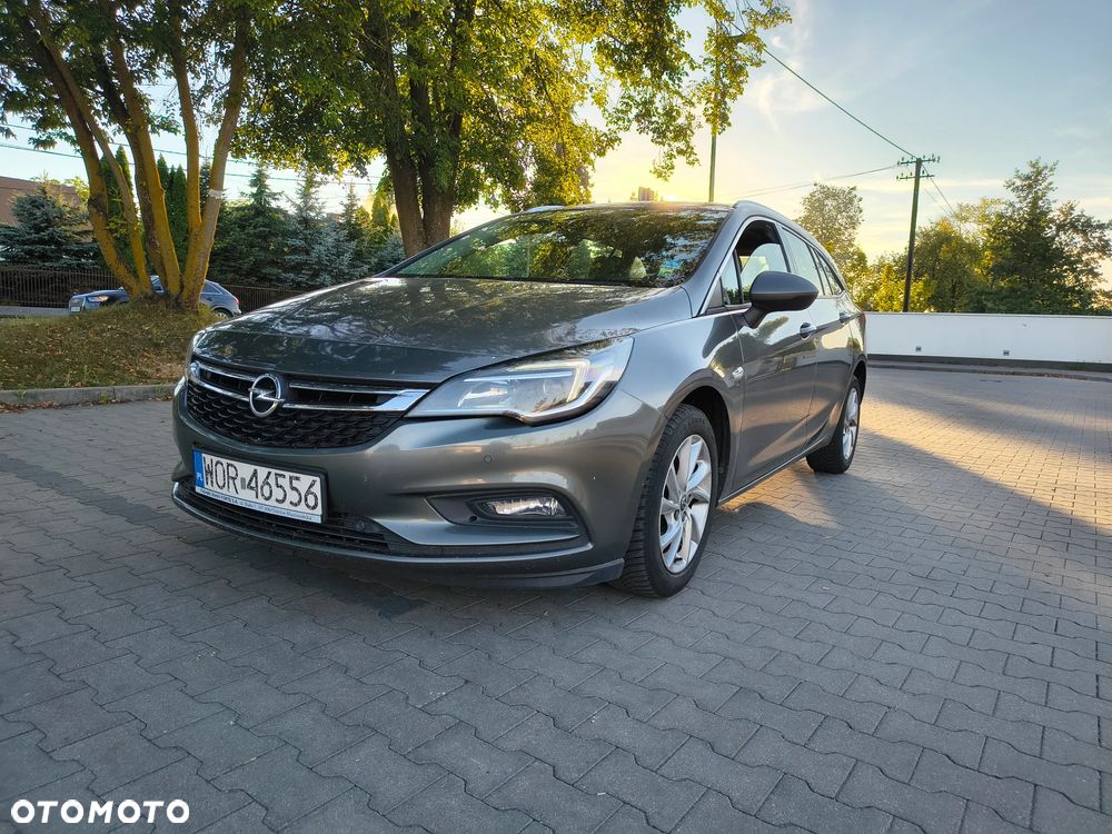 Opel Astra 1.6 CDTI Elite S&S - 1
