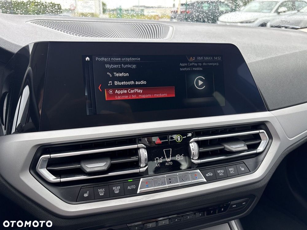 BMW Seria 3 318i - 25
