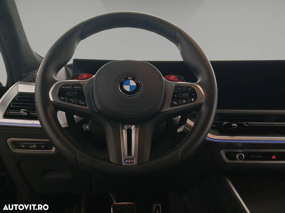 BMW XM 50e - 9