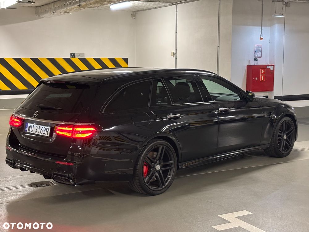 Mercedes-Benz Klasa E AMG 63 S 4Matic+ T AMG Speedshift MCT-9G - 14