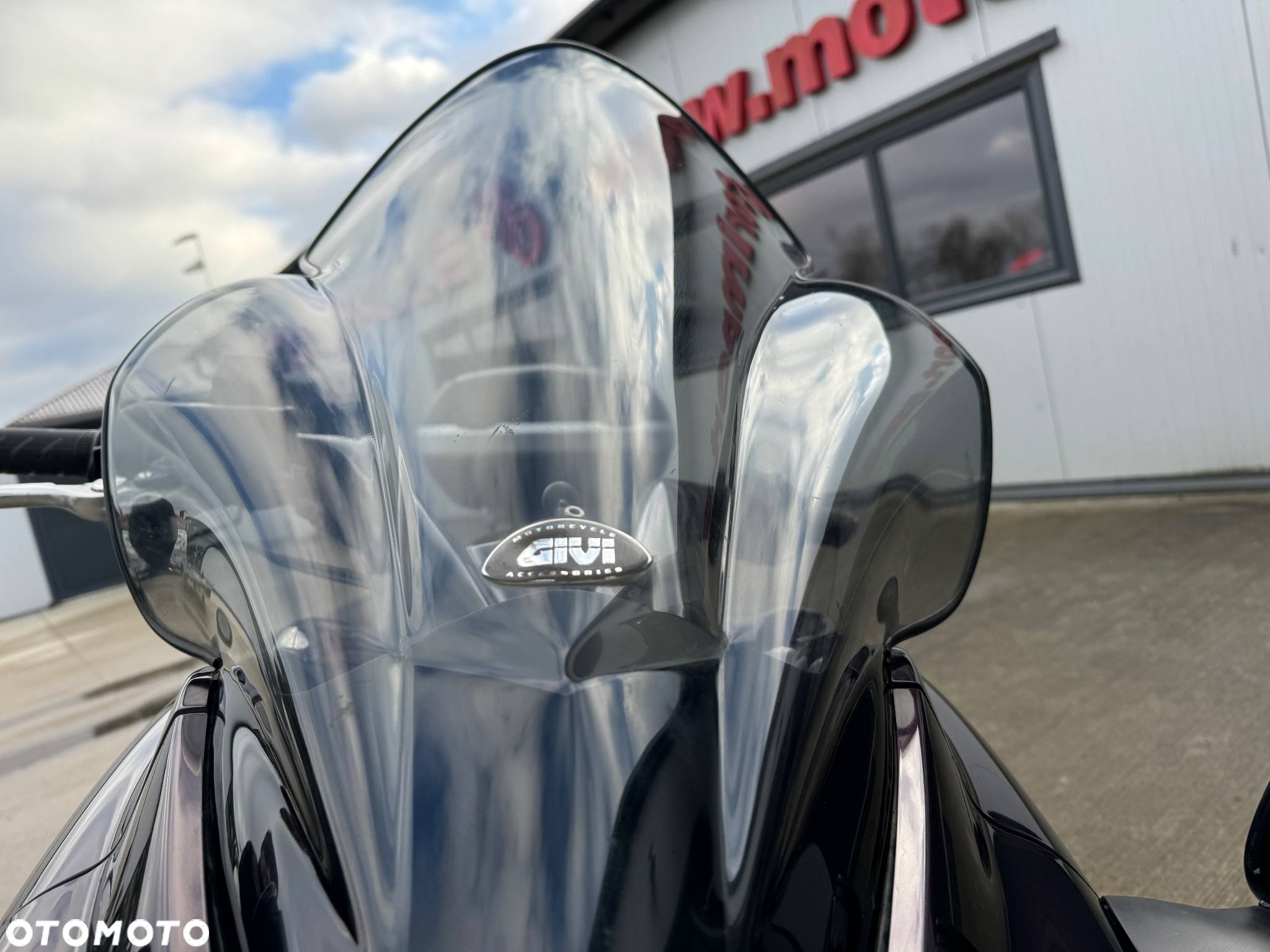 Honda DN-01 - 12