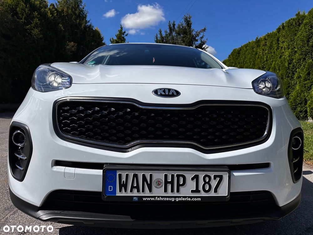 Kia Sportage 1.6 GDI 2WD ISG Dream-Team Edition - 16