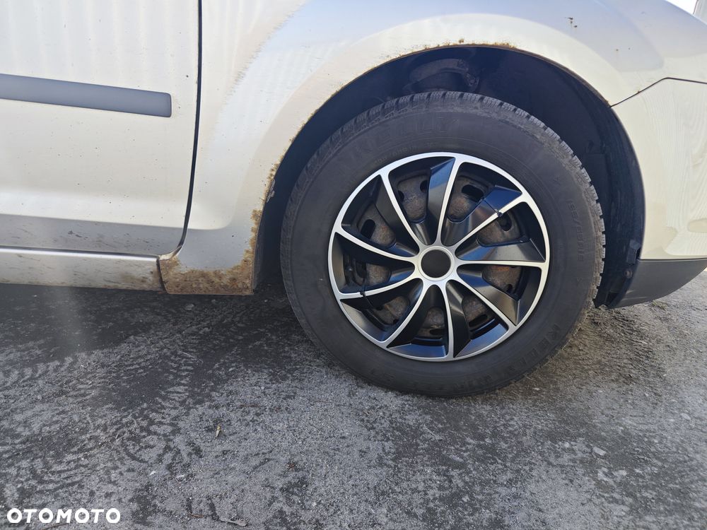 Ford Focus 1.6 TDCi DPF Ambiente - 6