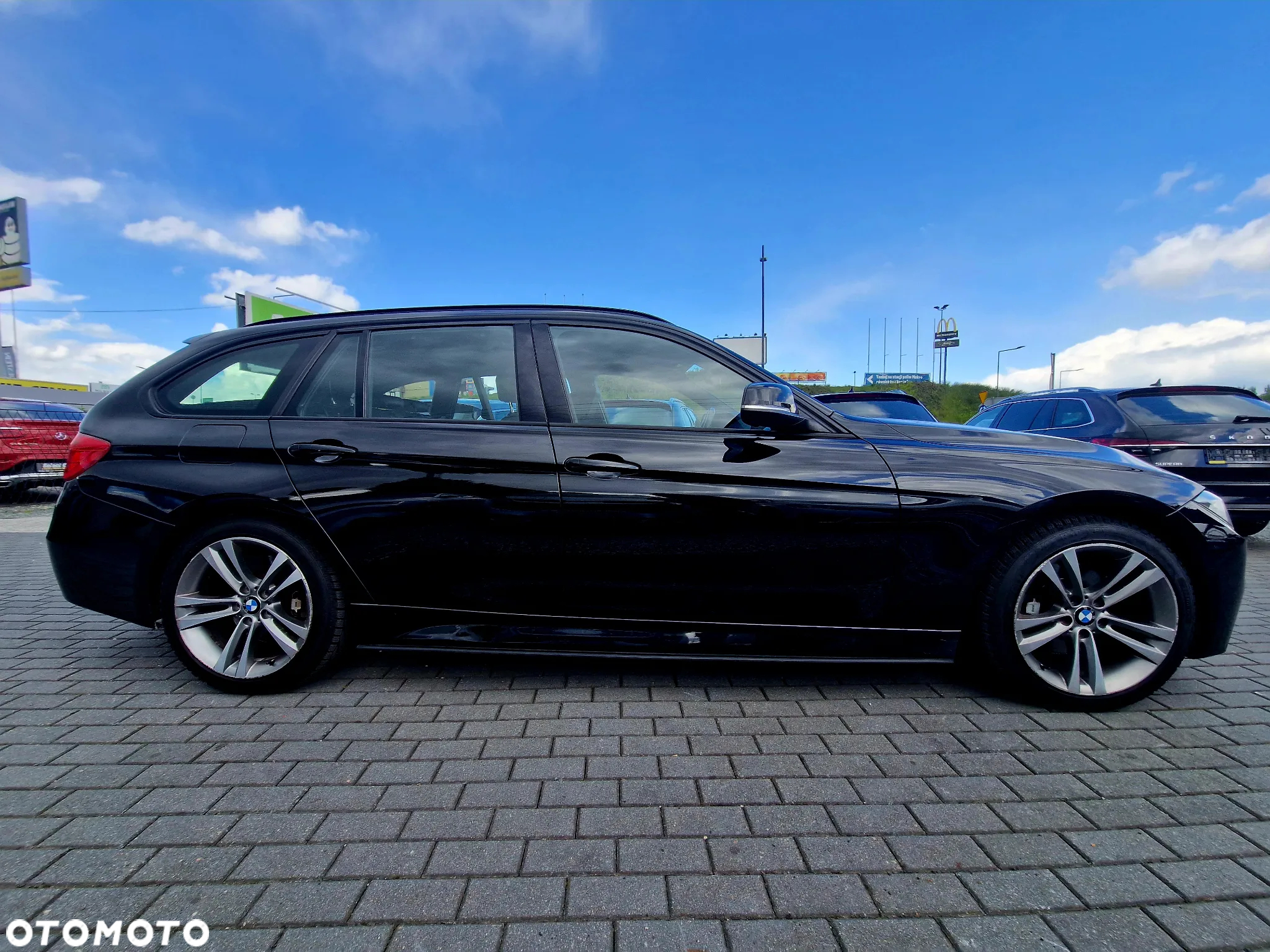 BMW Seria 3 330d xDrive M Sport EU6 - 7