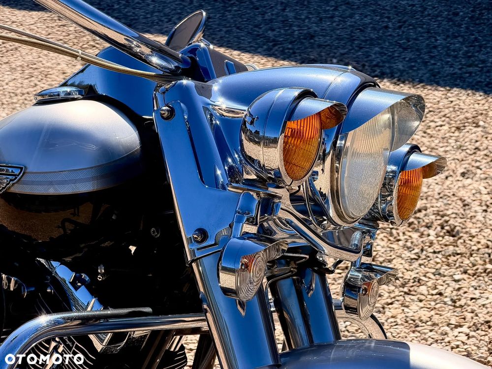 Harley-Davidson Touring Road King - 11
