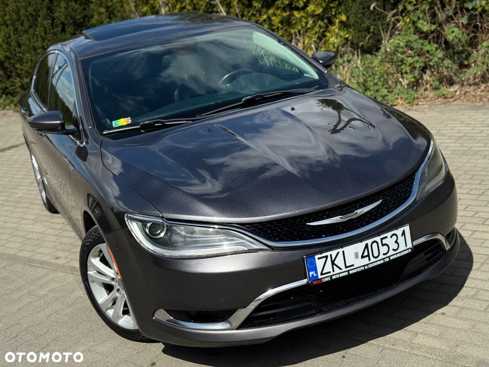 Chrysler 200 - 12