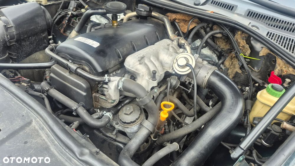 Volkswagen Touareg 2.5 R5 TDI Tiptr - 33