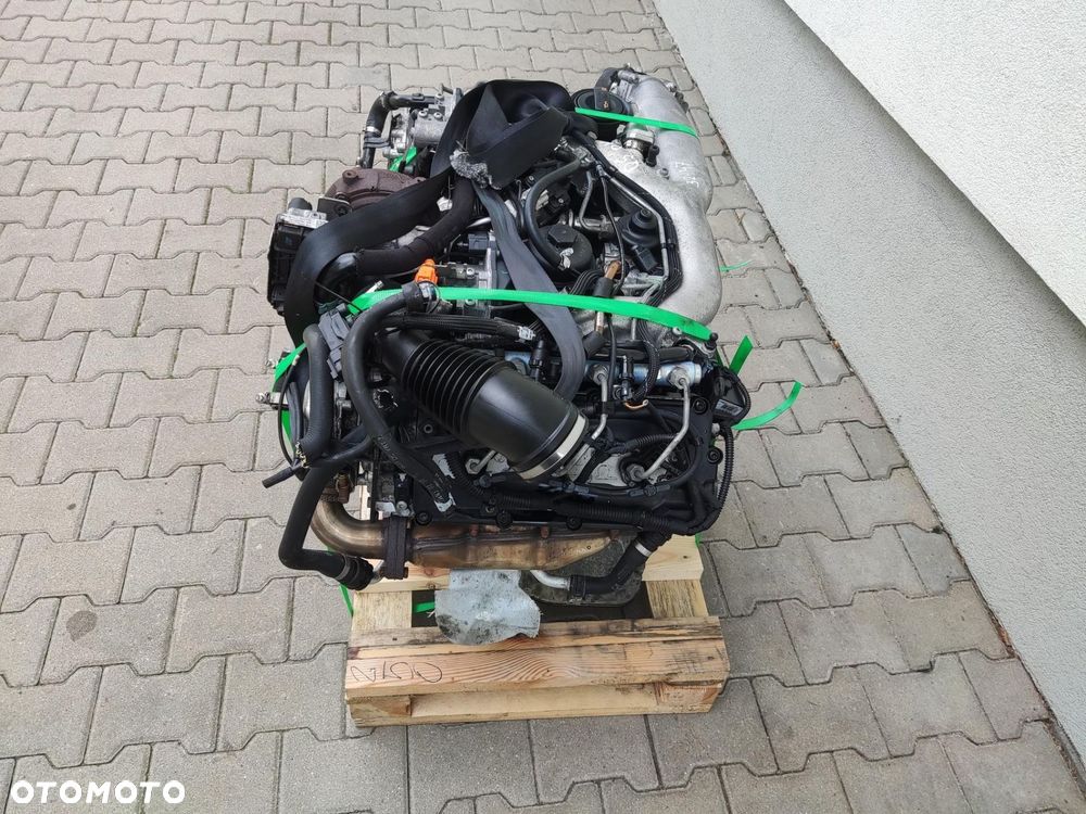 SILNIK KOMPLETNY WTRYSKIWACZE TURBINA AUDI Q5 I 8R 2008-2012 CCW - 4