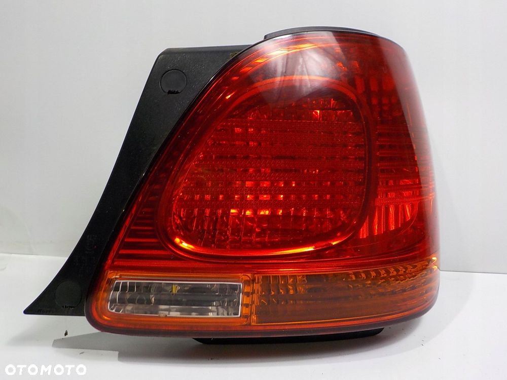 LEXUS GS 300 430 LIFT LAMPA PRAWA TYŁ TYLNA - 1