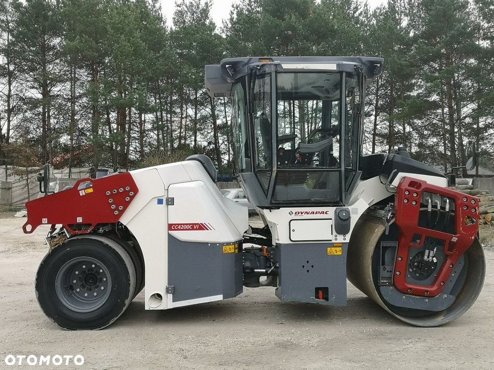 Dynapac CC4200C VI Walec Kombi Cummins 130 KM Mało Używany Jak Nowy! - 3