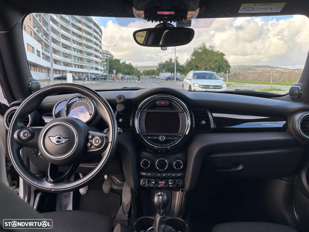 MINI 3 Portas Cooper D - 9