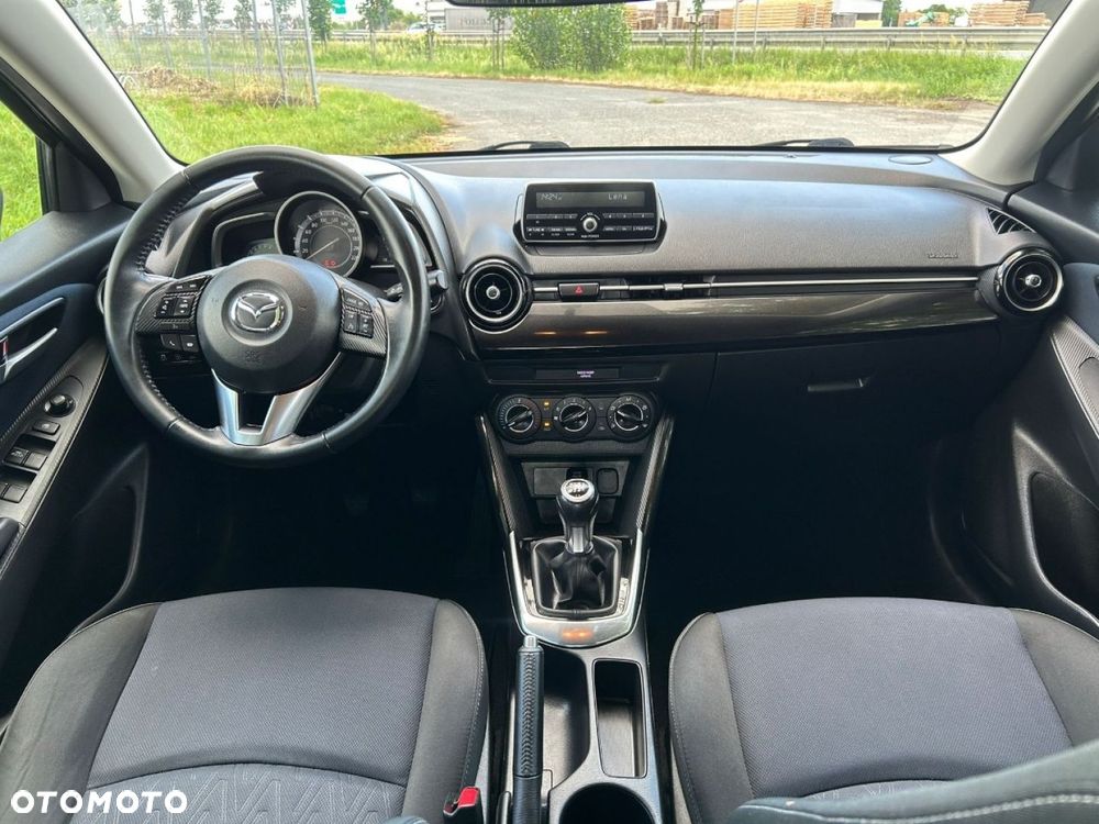 Mazda 2 - 7