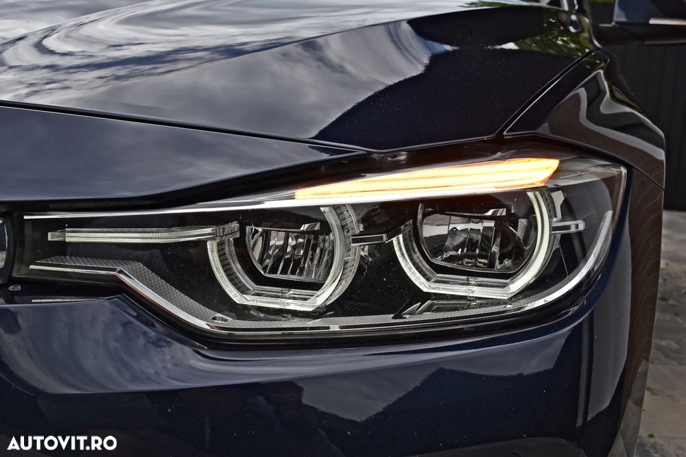 BMW Seria 3 320i Aut. Sport Line - 22