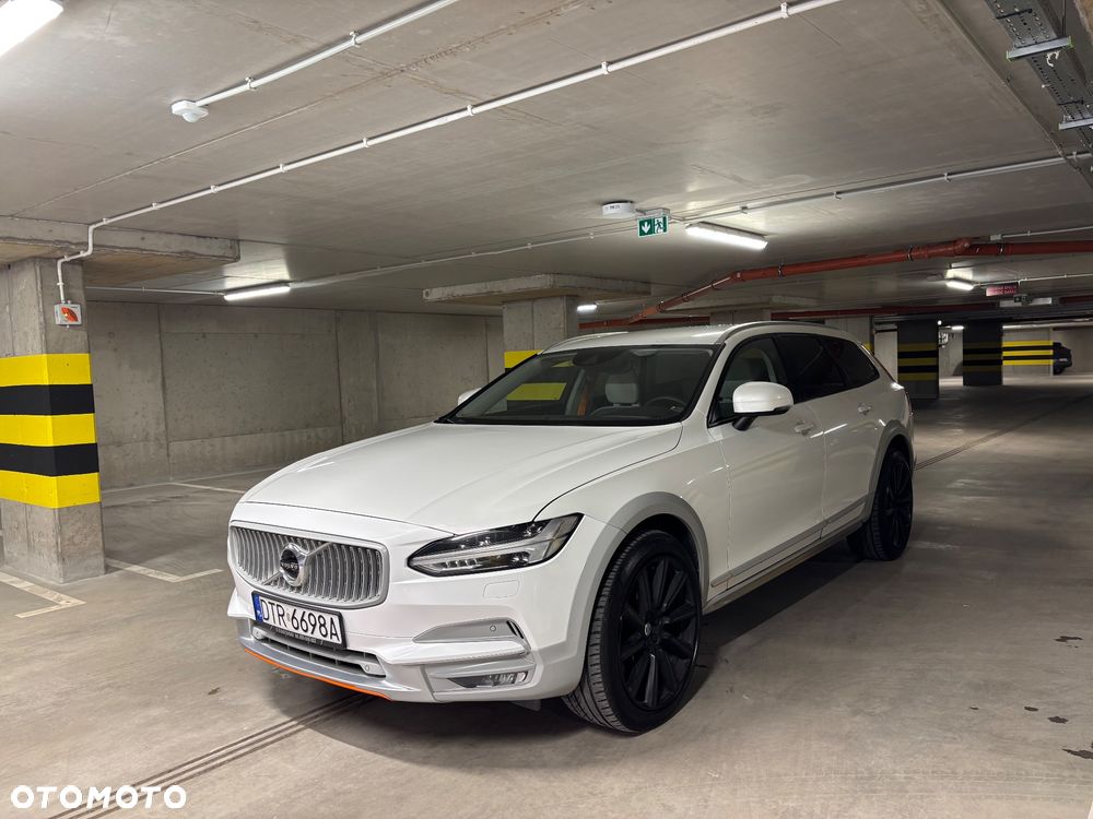 Volvo V90 Cross Country D5 AWD - 2