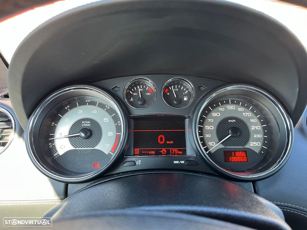 Peugeot RCZ 1.6 200 THP - 18