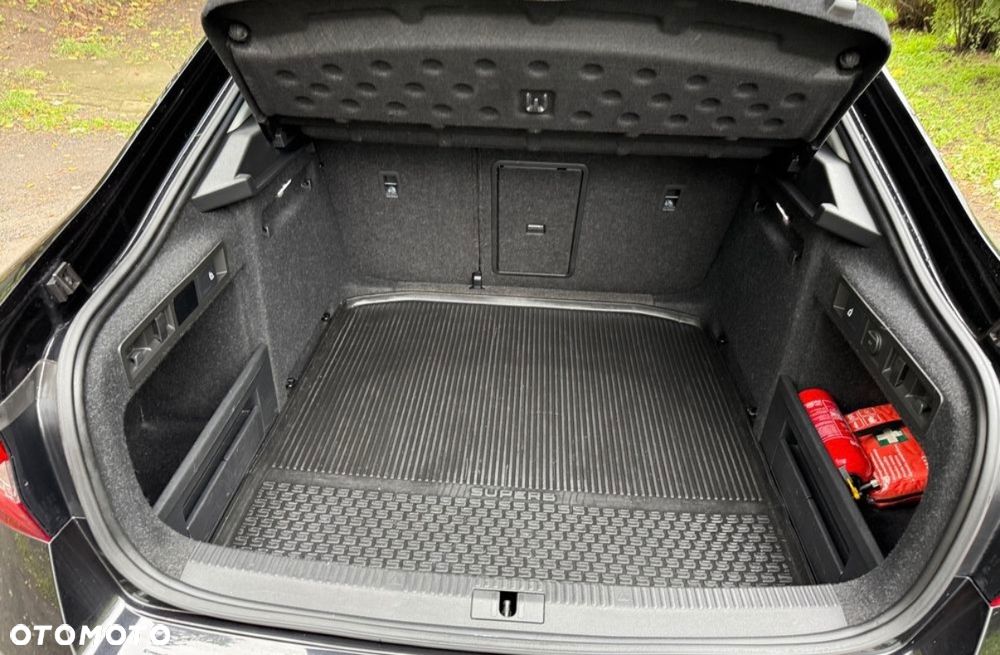 Skoda Superb 2.0 TDI SCR 4x4 Ambition DSG - 18