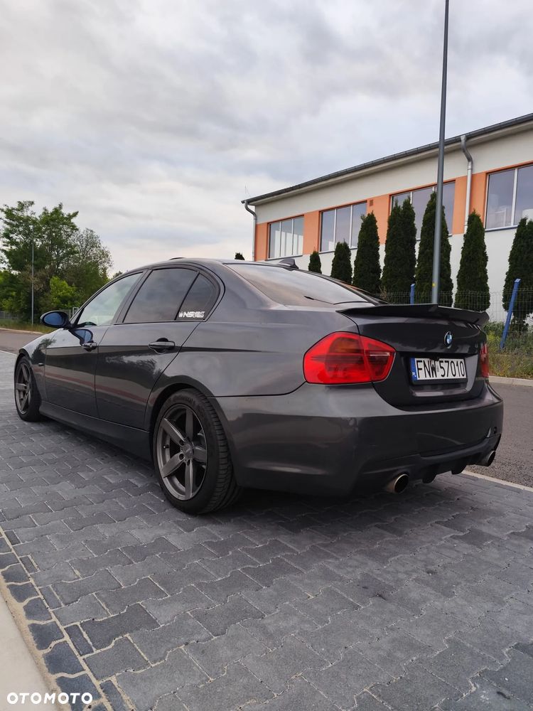 BMW Seria 3 325i - 6