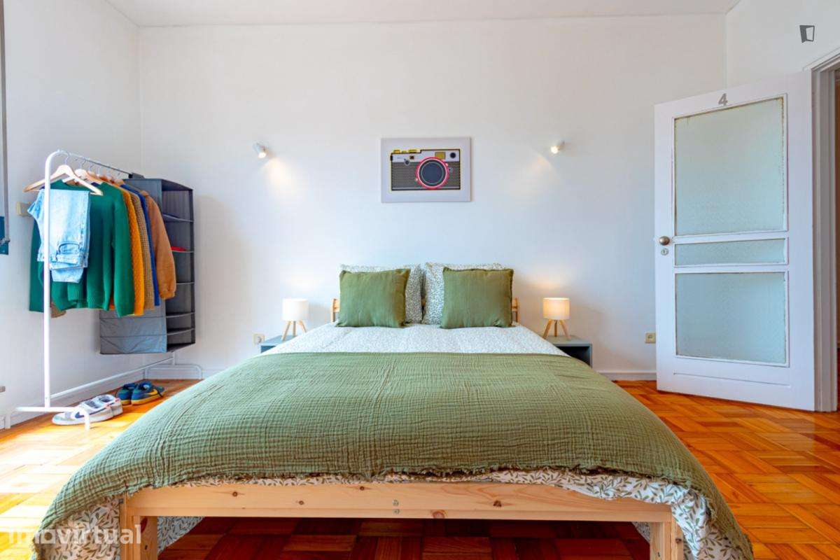 Quarto - localizado em Ramalde Porto - Grande imagem: 4/24