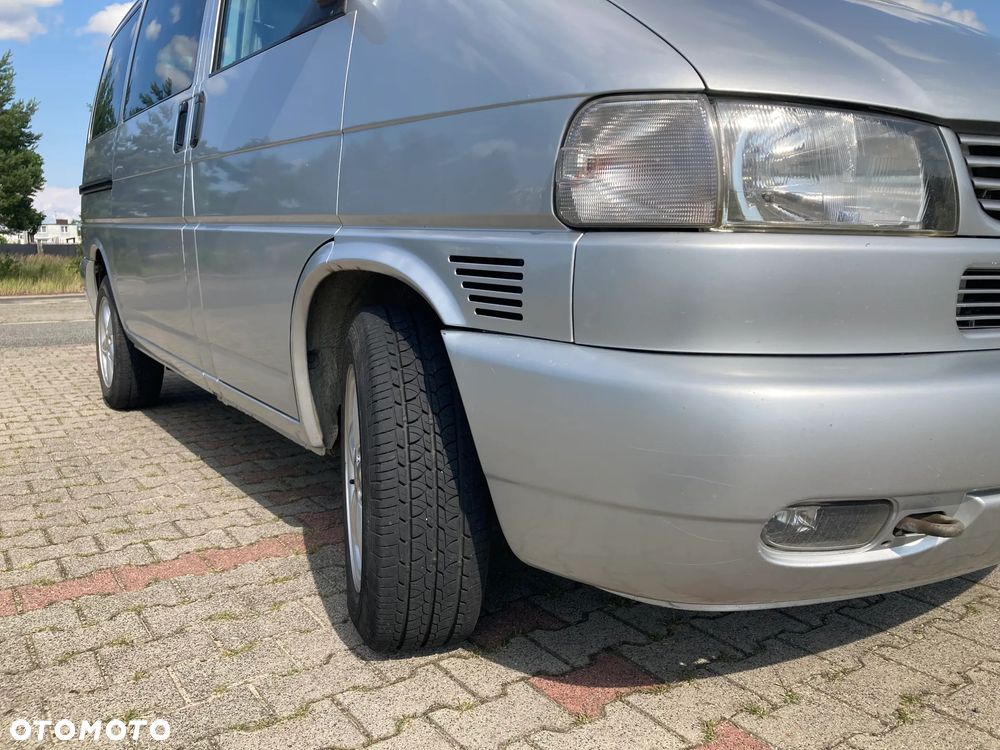 Volkswagen Multivan - 21