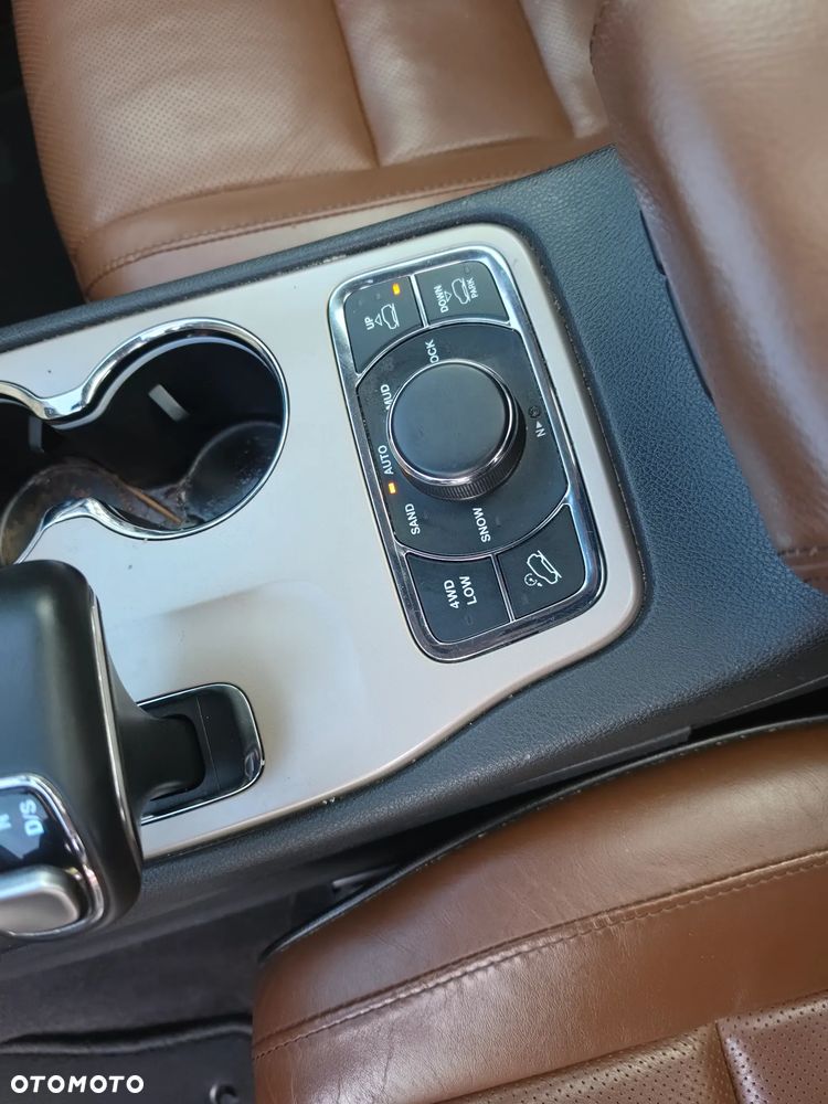Jeep Grand Cherokee 5.7 V8 HEMI 4WD Automatik Summit - 29