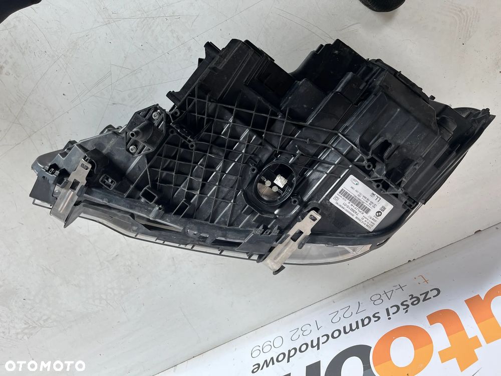 BMW 5 G30 G31 G38 Lampa przednia 7439210-01 - 6