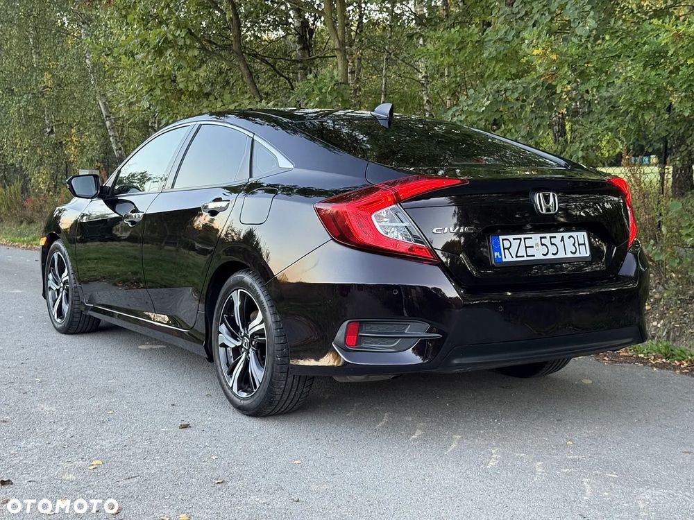 Honda Civic 1.5 T Executive - 13