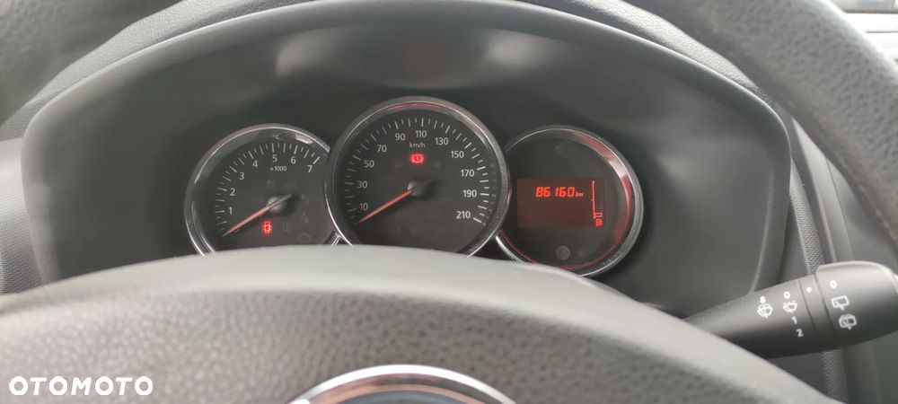 Dacia Sandero - 10