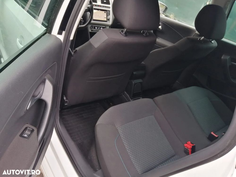 Volkswagen Polo - 8