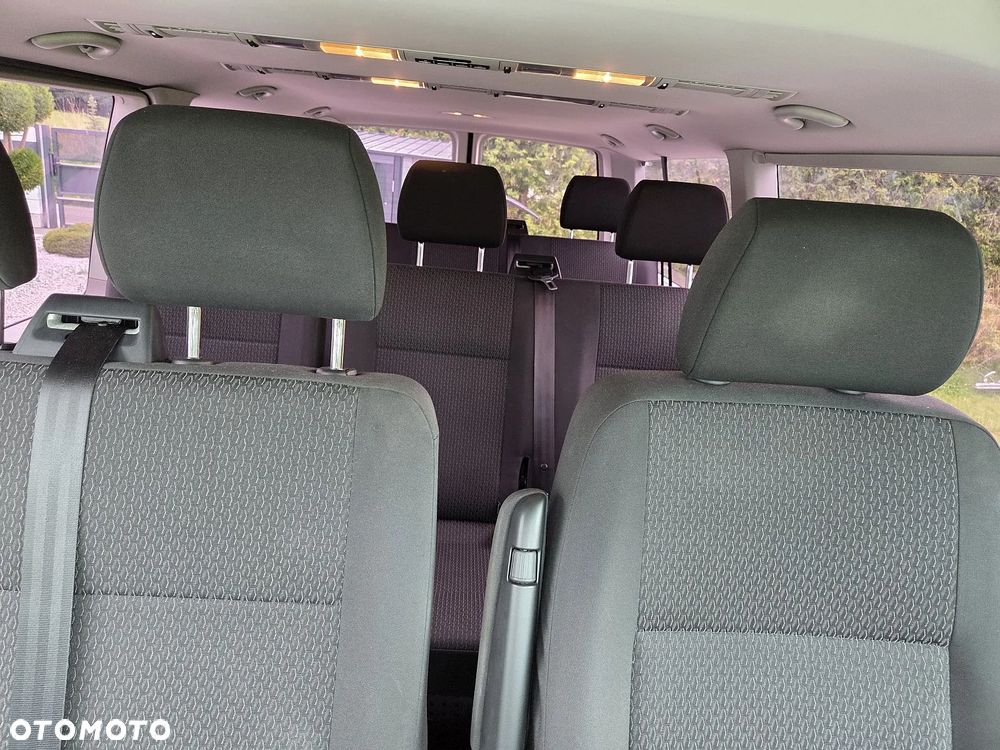 Volkswagen Caravelle 2.0 TDI L2 Comfortline - 12