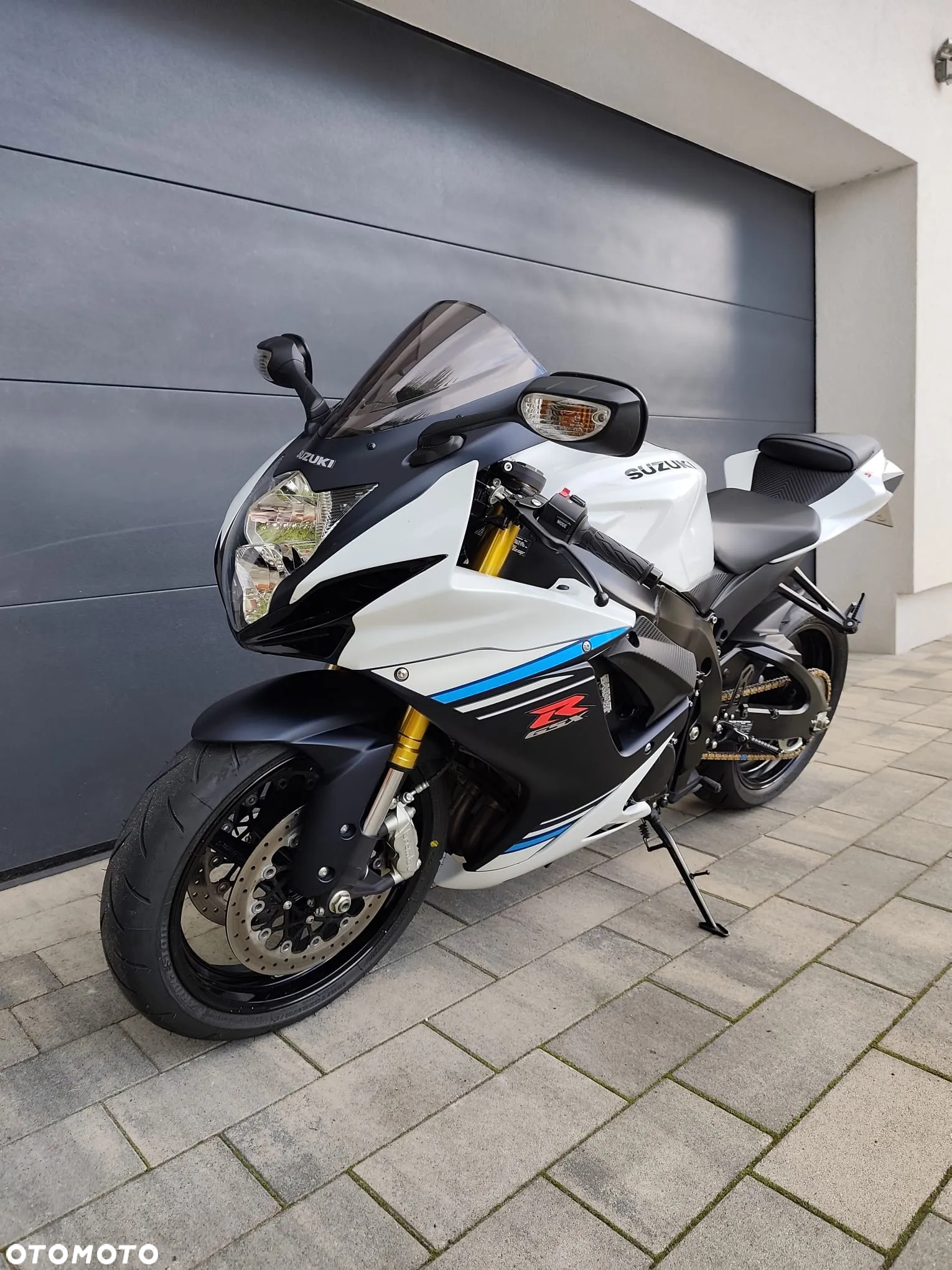 Suzuki GSX-R - 7