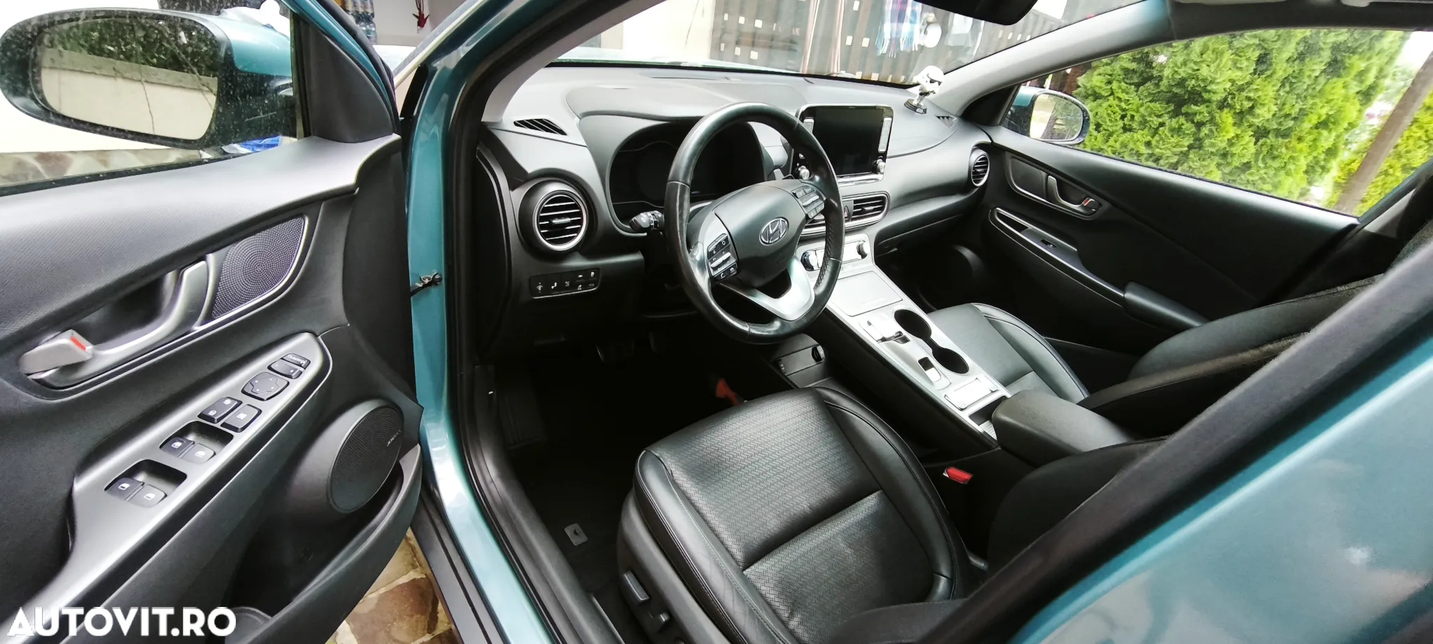 Hyundai KONA EV Premium - 9