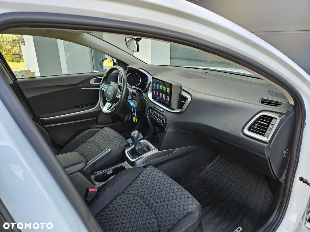 Kia Ceed 1.5 T-GDI S - 30