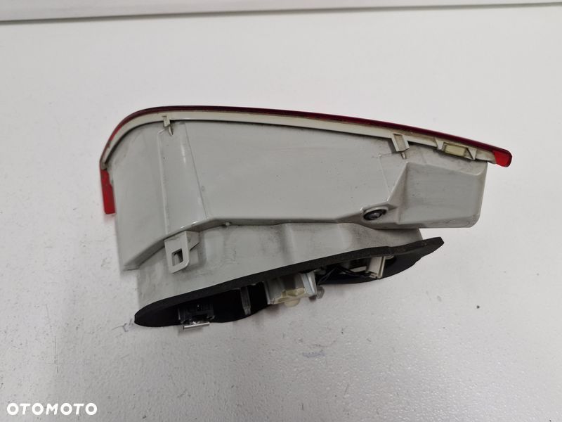 peugeot 308 2 ii t9 sw kombi lift lampa lewy tył w klapę lewa tylna 9678098080 - 4
