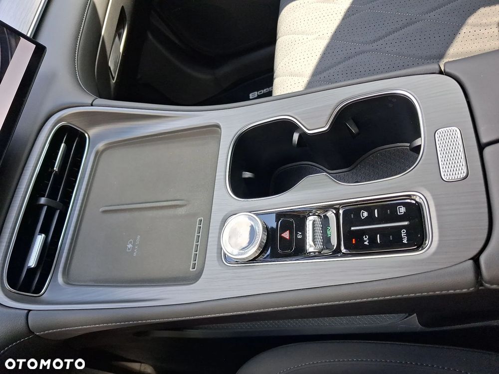 Chery Tiggo 8 1.5 T-GDI Super Hybrid Prestige DCT - 17