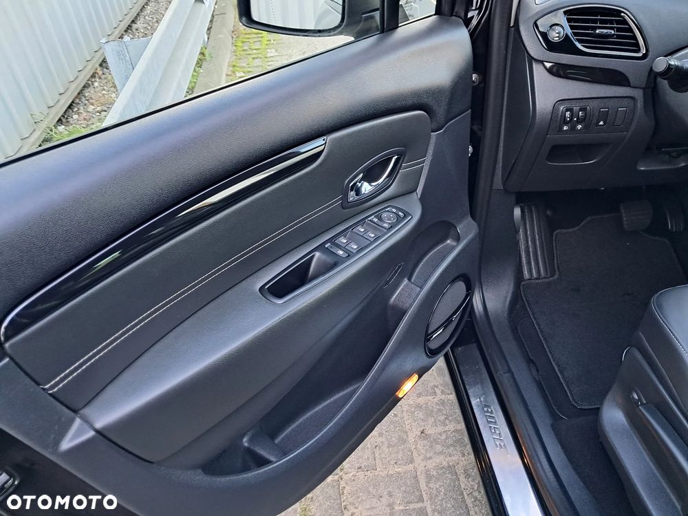 Renault Scenic dCi 110 EDC Bose Edition - 31