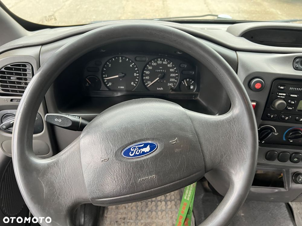 Ford Transit 125 T350 - 11