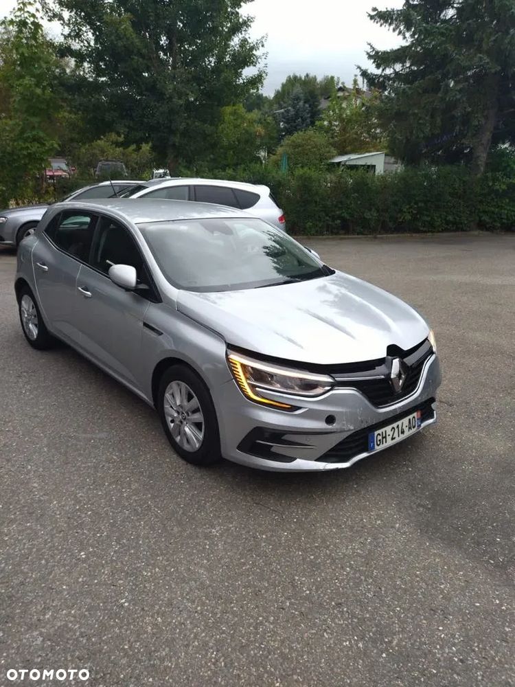 Renault Megane ENERGY TCe 140 EDC BOSE EDITION - 1