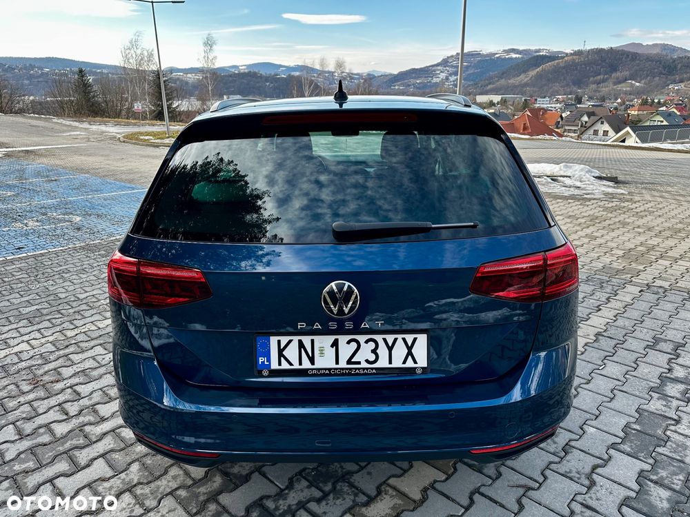 Volkswagen Passat - 22